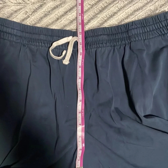 Men’s Adidas shorts size 2XL - Picture 12 of 12